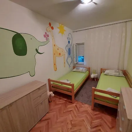 Ruzmarin Apartment Dugi Rat